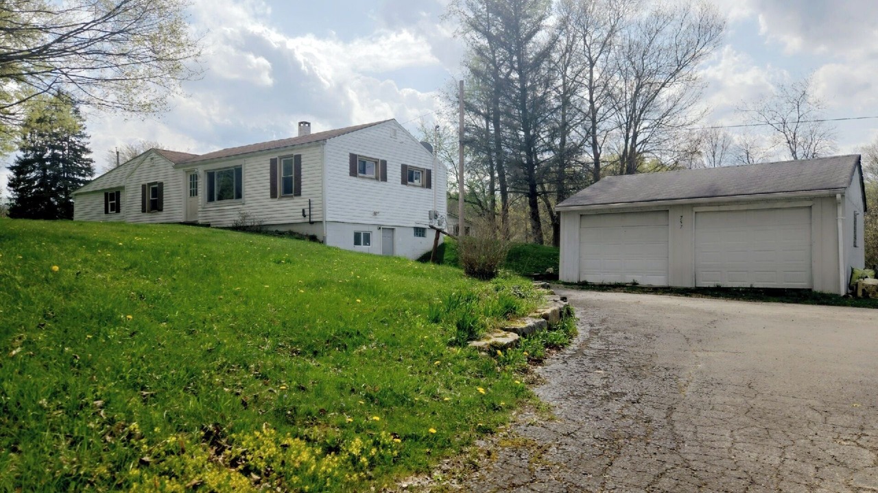 Photo of Outdoor in Grove City