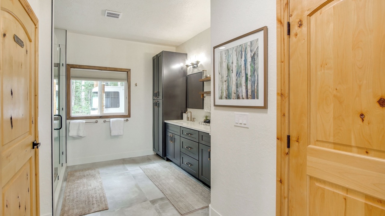 Photo of Bathroom in Steam Engine Meadows