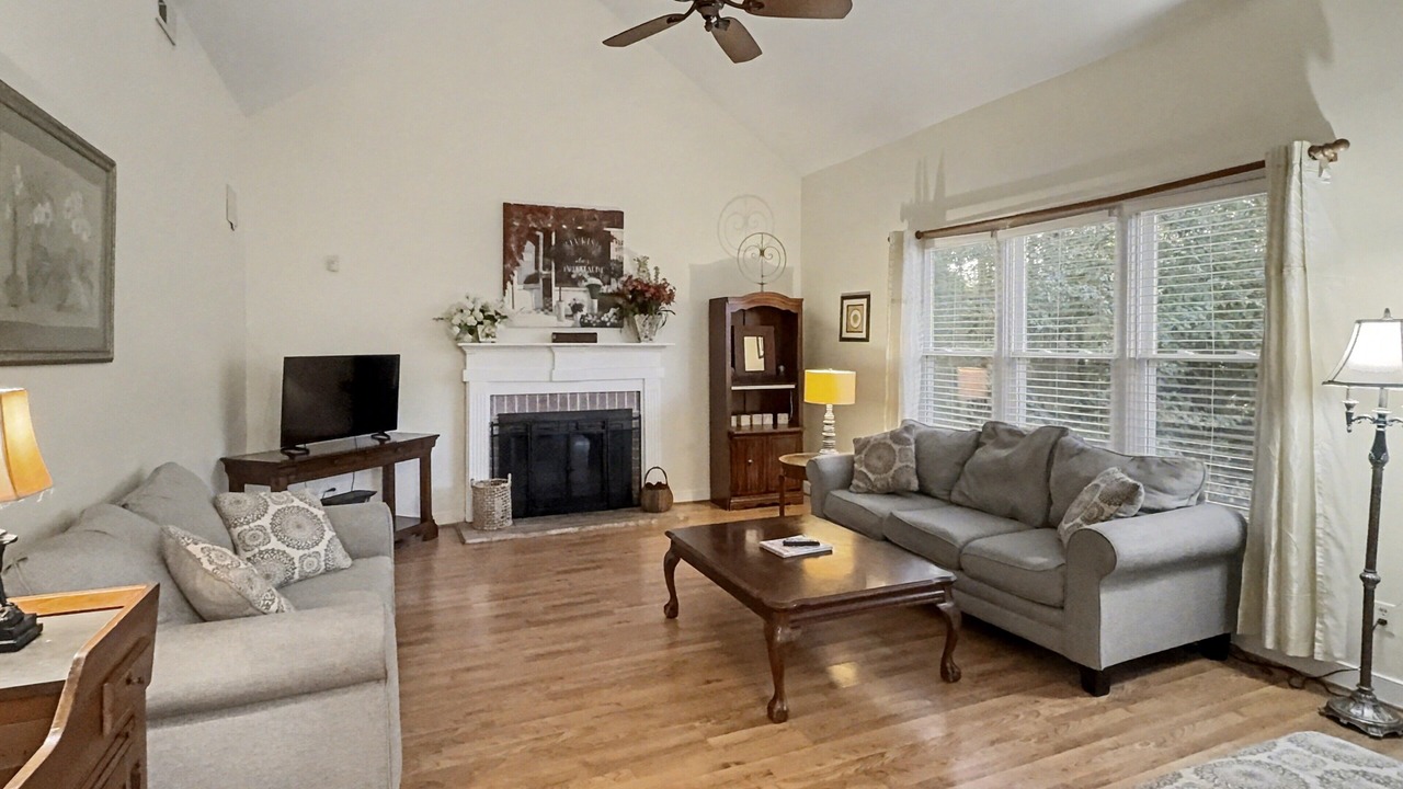 Photo of Livingroom in Chester