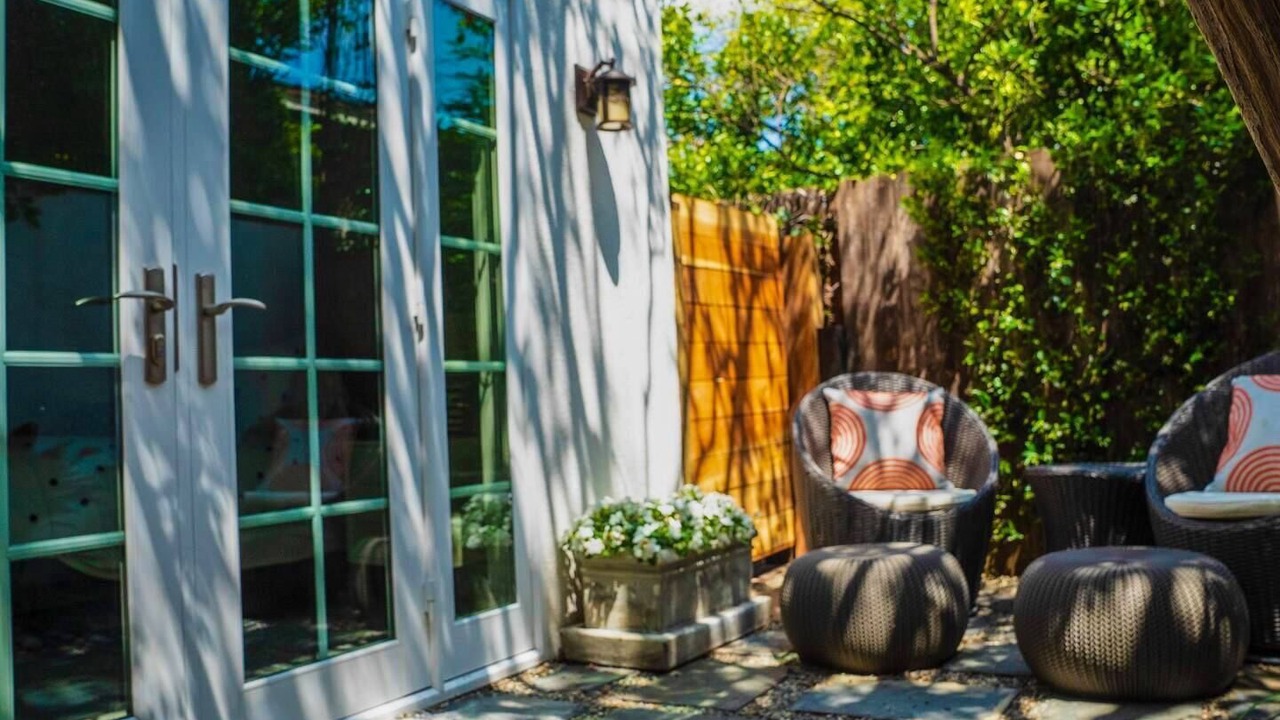 Photo of Patio Balcony in Beverly Grove