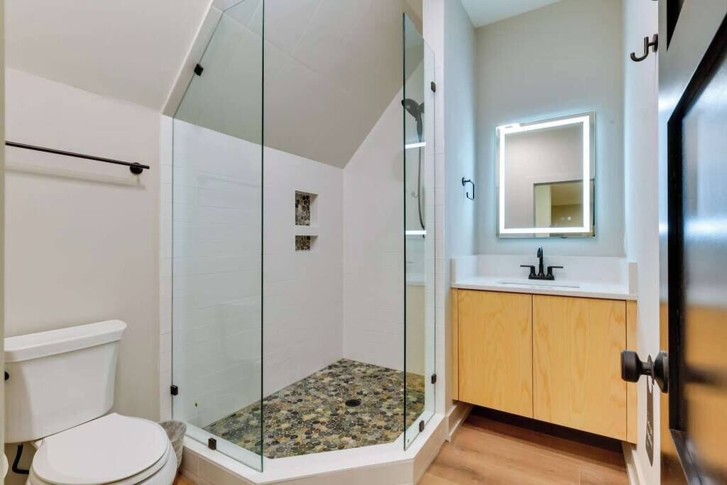 Photo of Bathroom in Mount Mourne