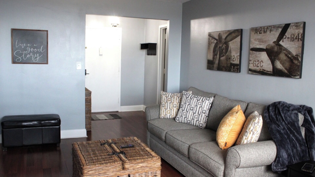 Photo of Livingroom in Downtown Atlanta