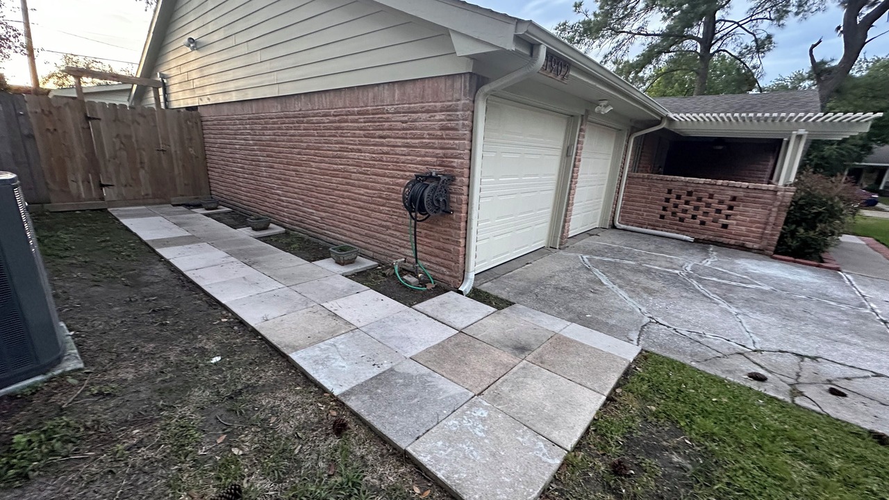 Photo of Outdoor in Briarforest