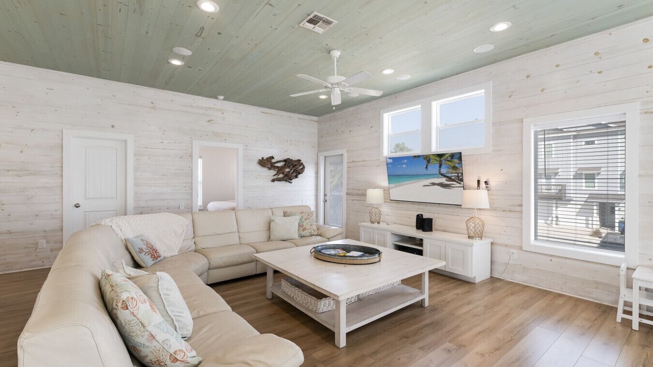 Photo of Bedroom in Sand Point