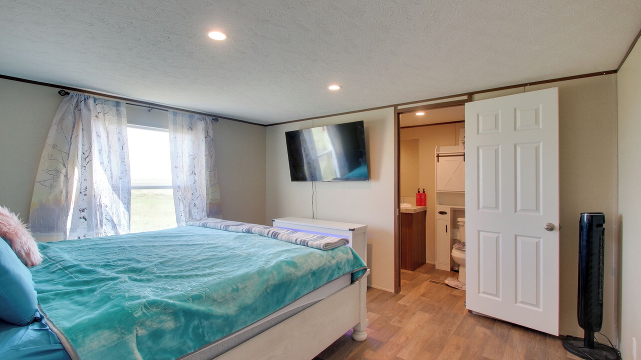 Photo of Bedroom in Canadian County