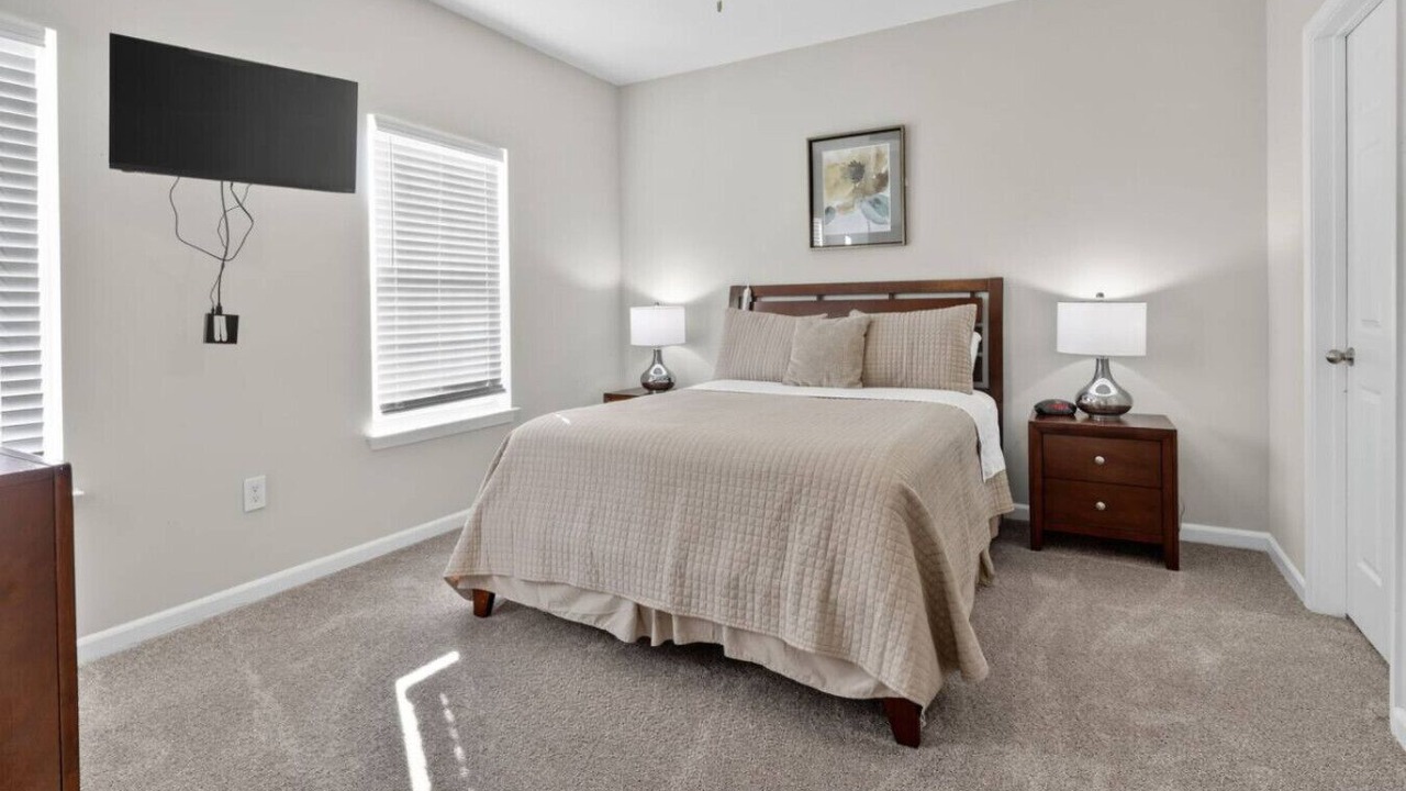Photo of Bedroom in State Park