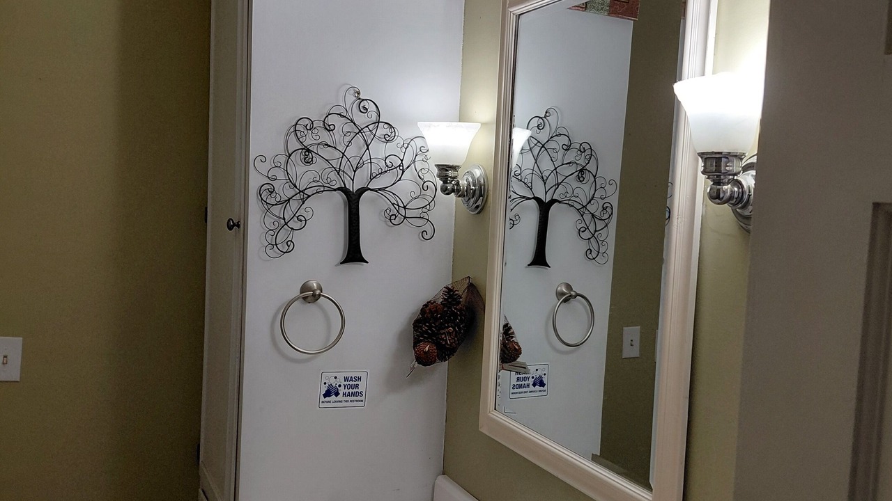Photo of Bathroom in Loris