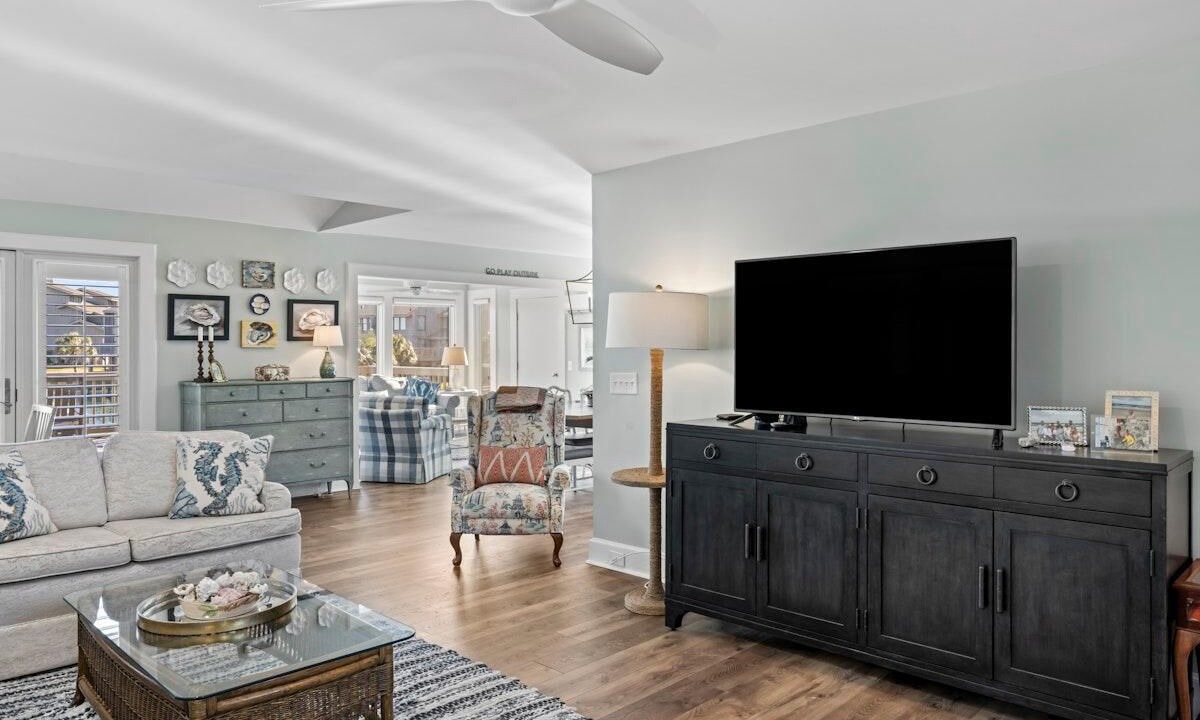 Photo of Livingroom in Litchfield by the Sea