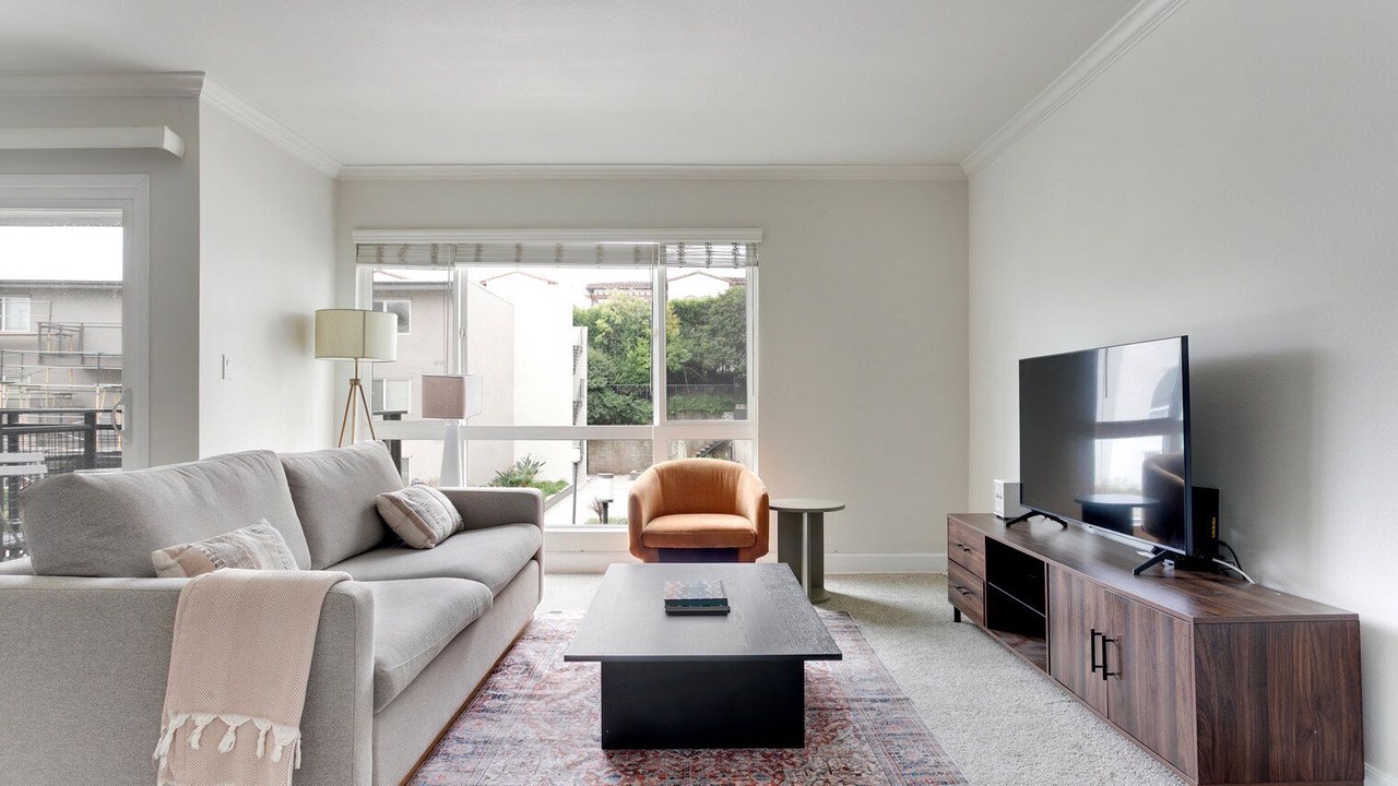 Photo of Livingroom in Rancho Palos Verdes