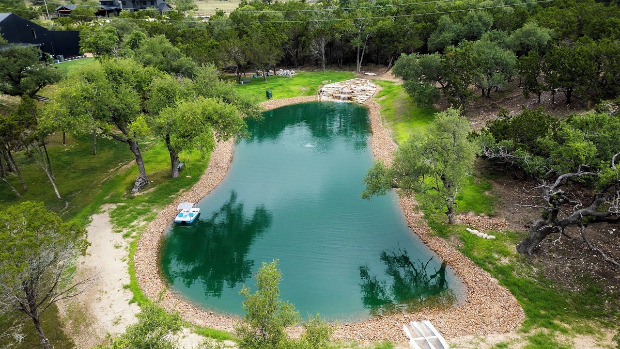 Photo of Outdoor in Henly