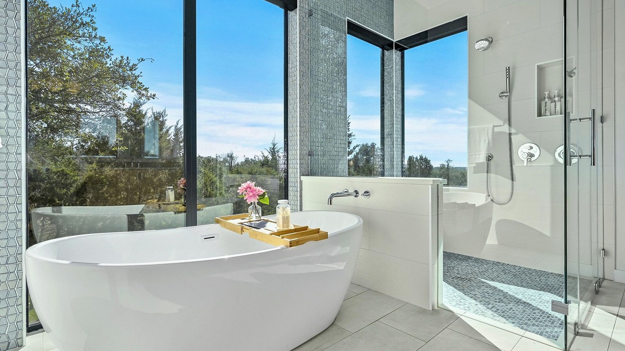 Photo of Bathroom in Henly