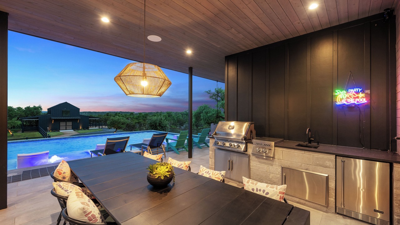 Photo of Outdoor in Henly