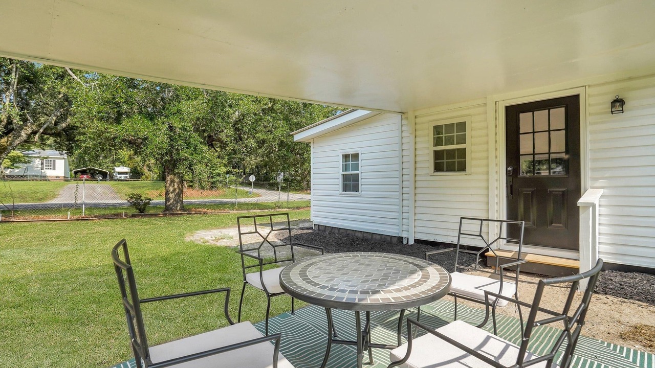 Photo of Outdoor in Manning