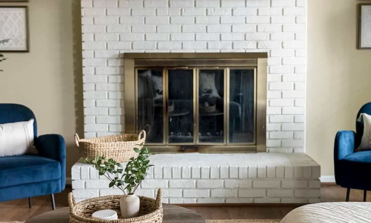 Photo of Livingroom in Pineville