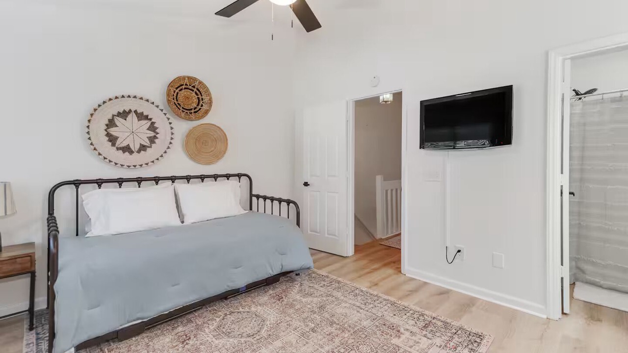 Photo of Bedroom in Raintree