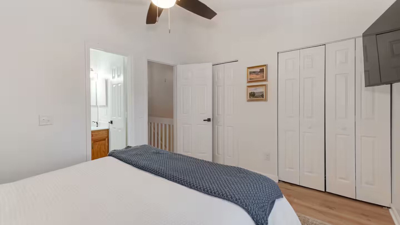Photo of Bedroom in Raintree