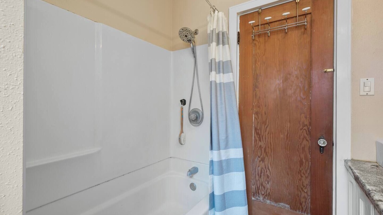 Photo of Bathroom in Northwest San Pedro