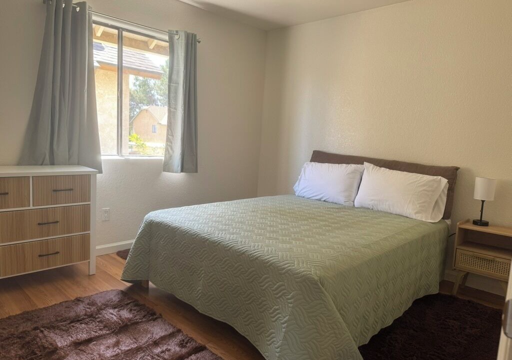 Photo of Bedroom in Bakersfield