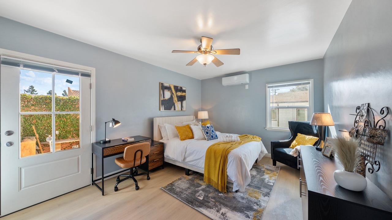 Photo of Bedroom in East Pasadena