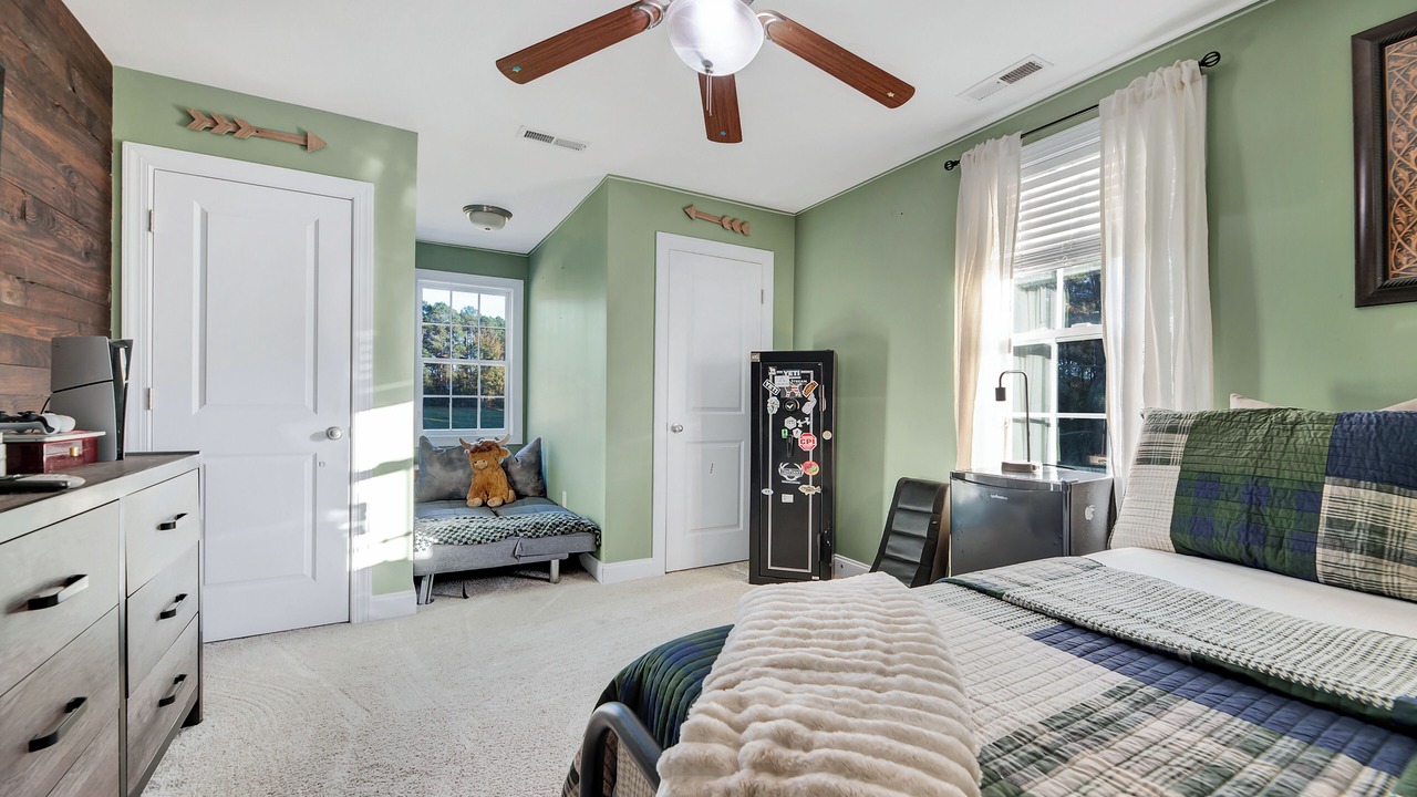Photo of Bedroom in Four Oaks