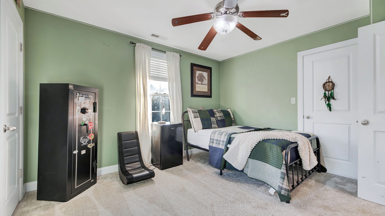 Photo of Bedroom in Four Oaks