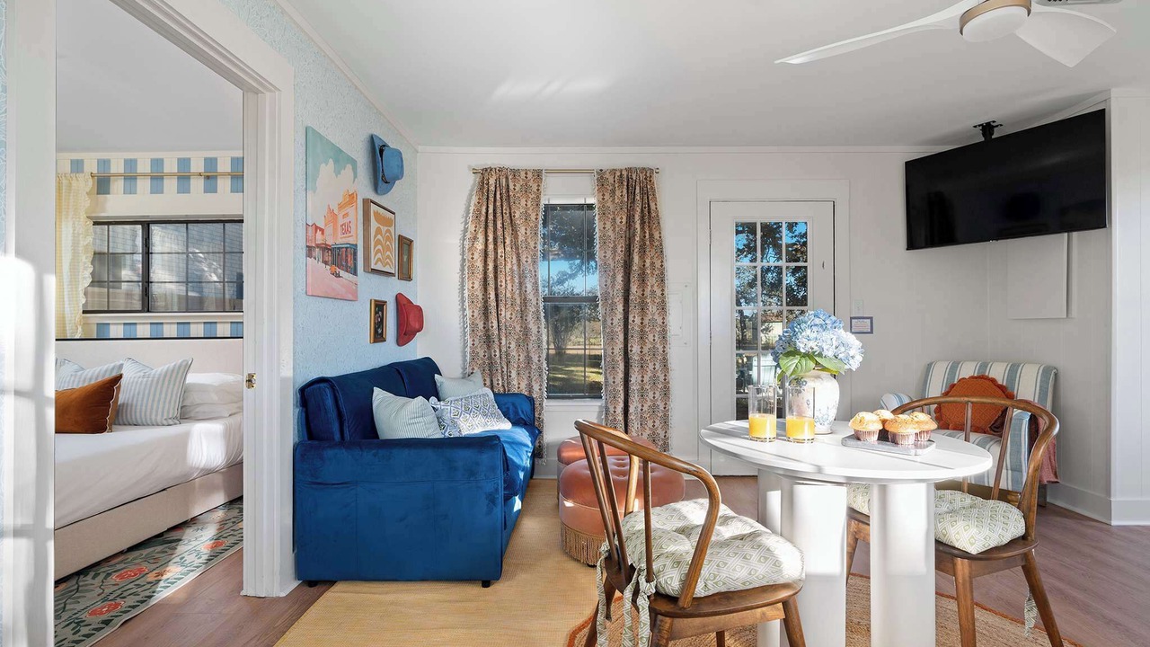 Photo of Livingroom in Fredericksburg