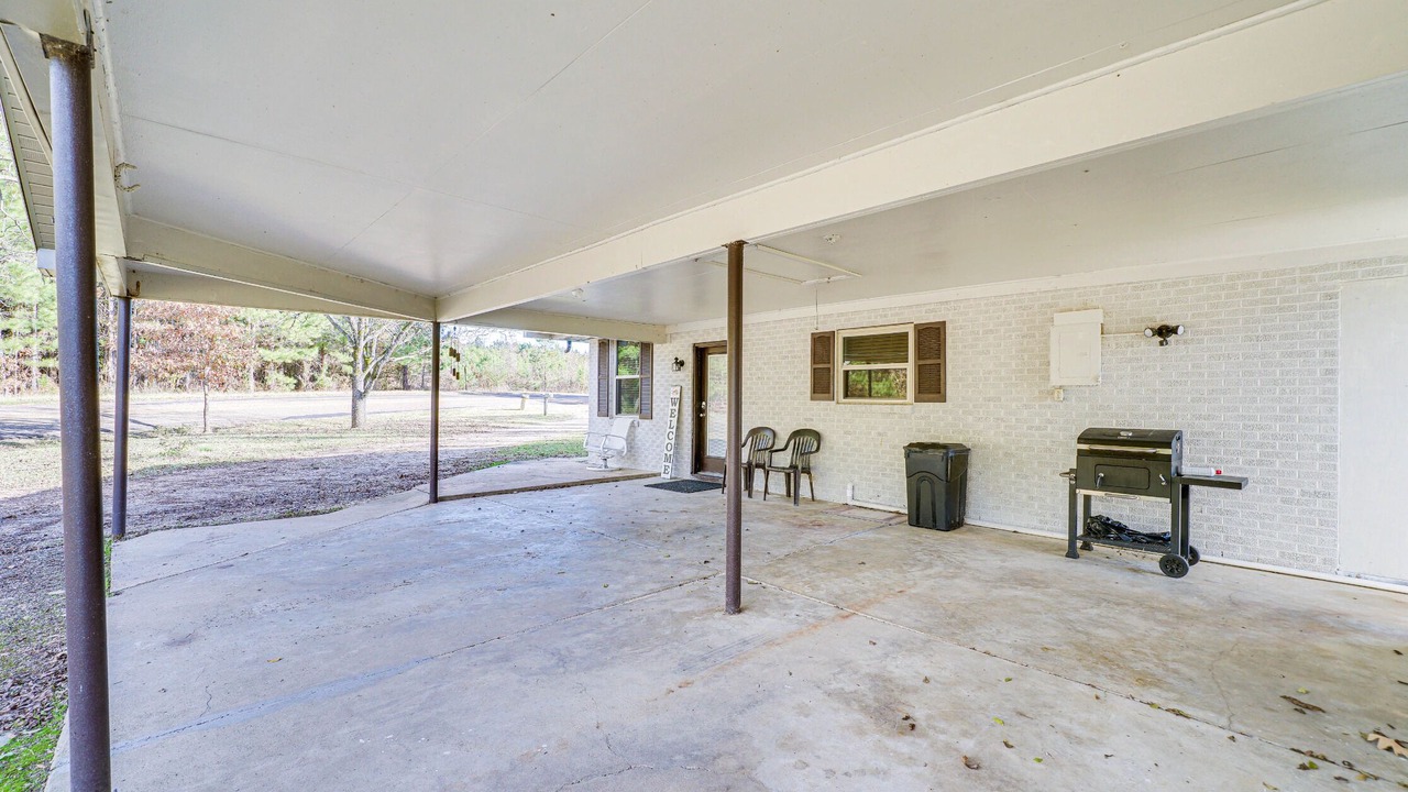 Photo of Patio Balcony in Lockesburg