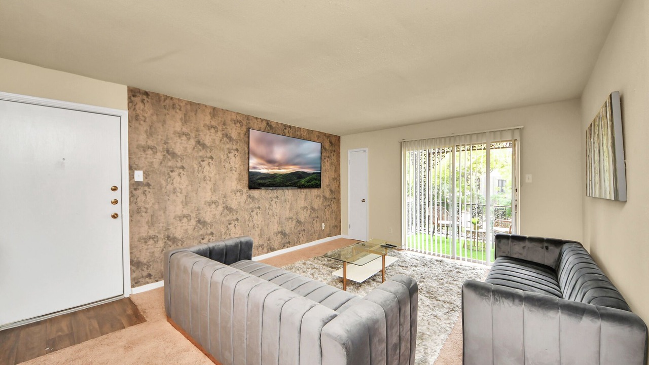 Photo of Livingroom in Uptown
