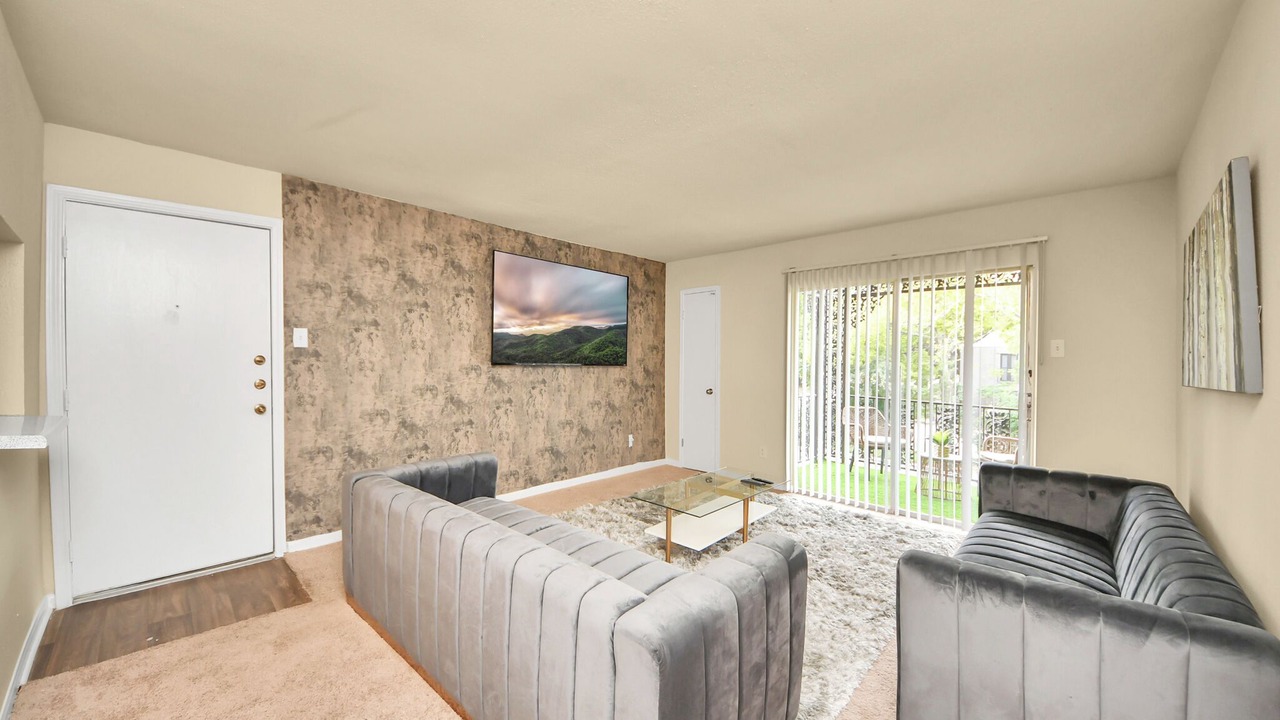Photo of Livingroom in Uptown