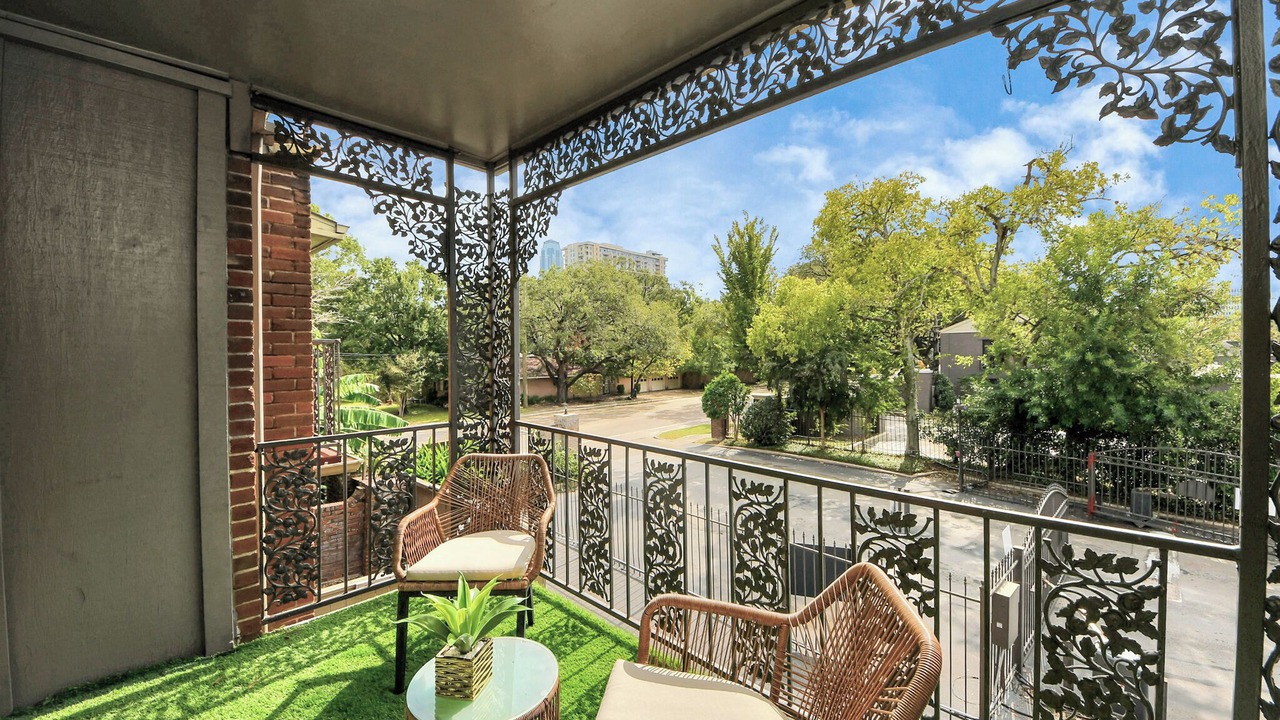Photo of Patio Balcony in Uptown