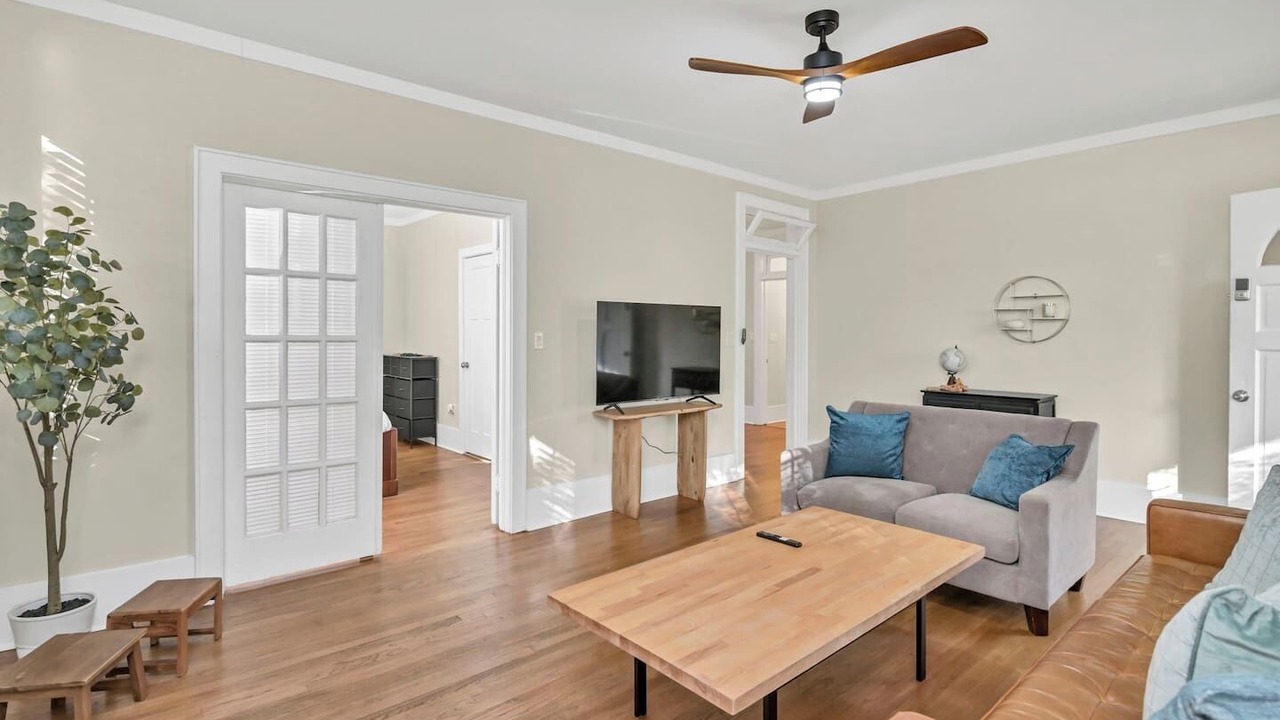 Photo of Livingroom in Eau Claire