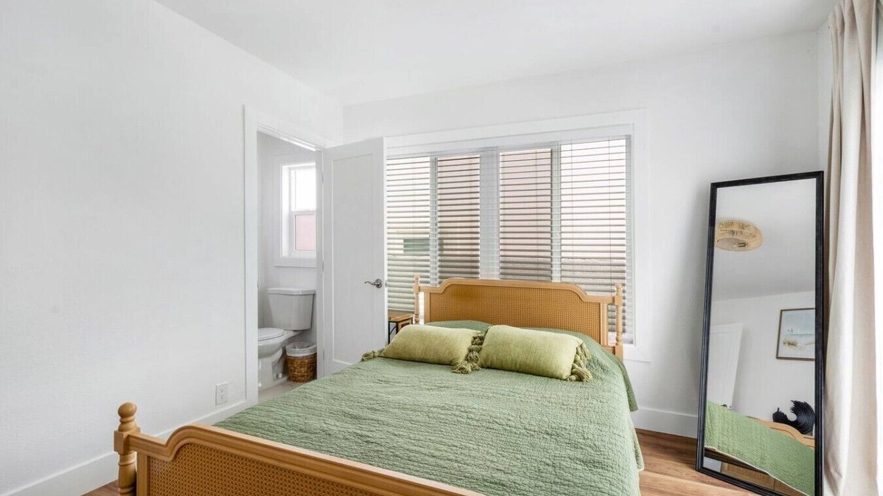 Photo of Bedroom in South Redondo