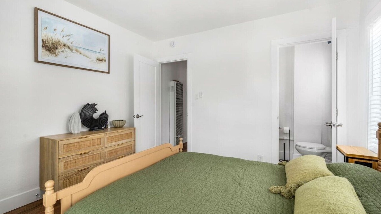 Photo of Bedroom in South Redondo