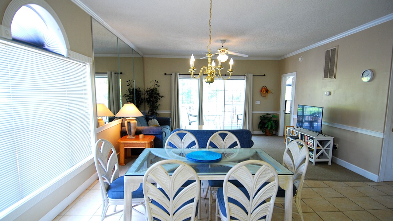 Photo of Livingroom in Arcadian Shores