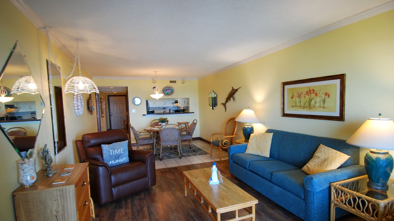 Photo of Livingroom in Arcadian Shores