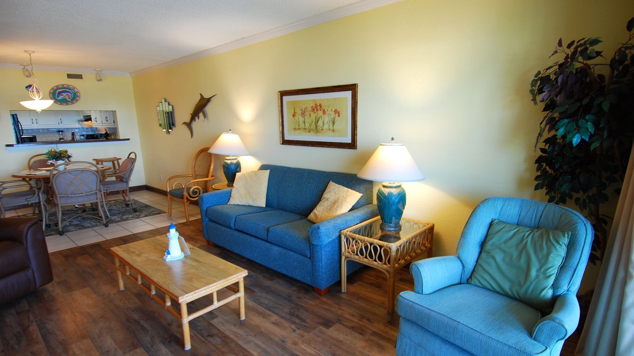 Photo of Livingroom in Arcadian Shores