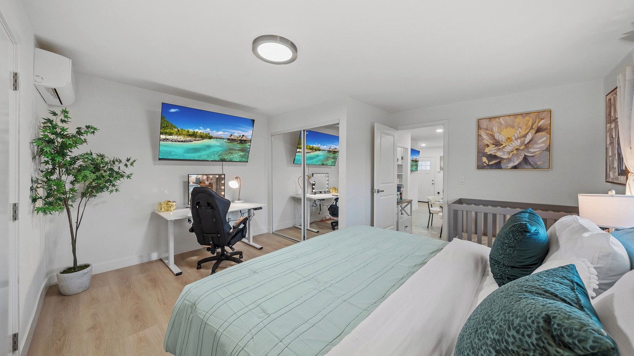 Photo of Bedroom in Lemon Grove