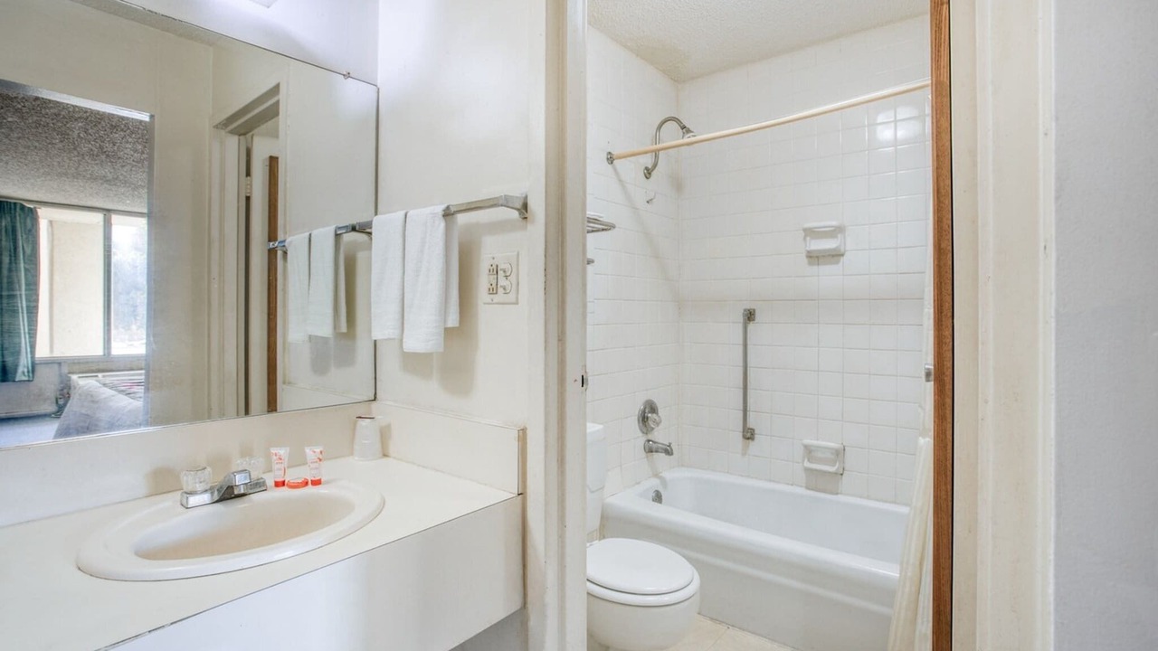 Photo of Bathroom in Templeton