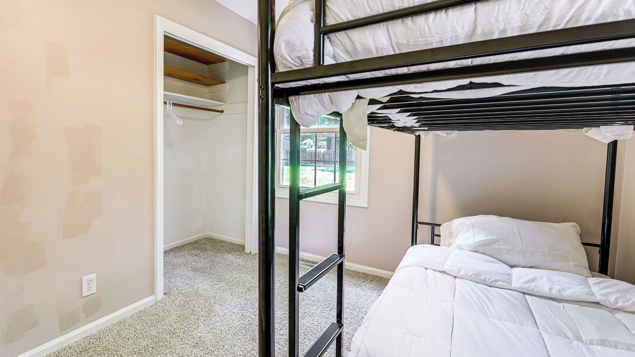 Photo of Bedroom in Jacksonville