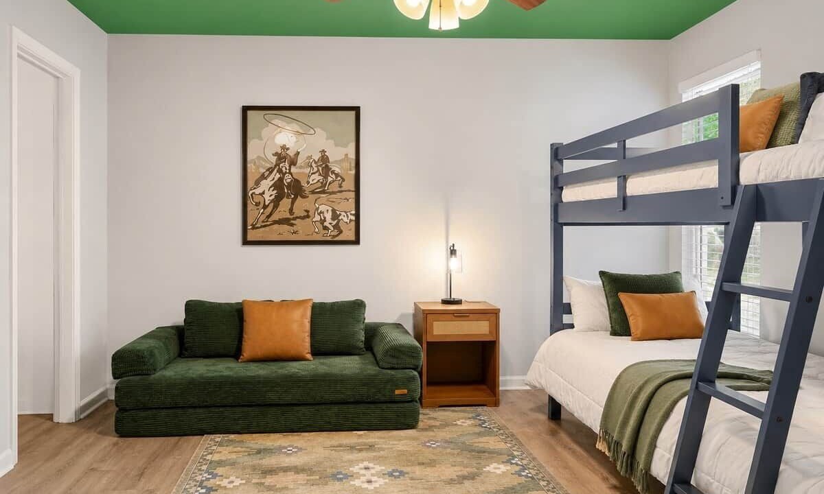 Photo of Bedroom in Spring