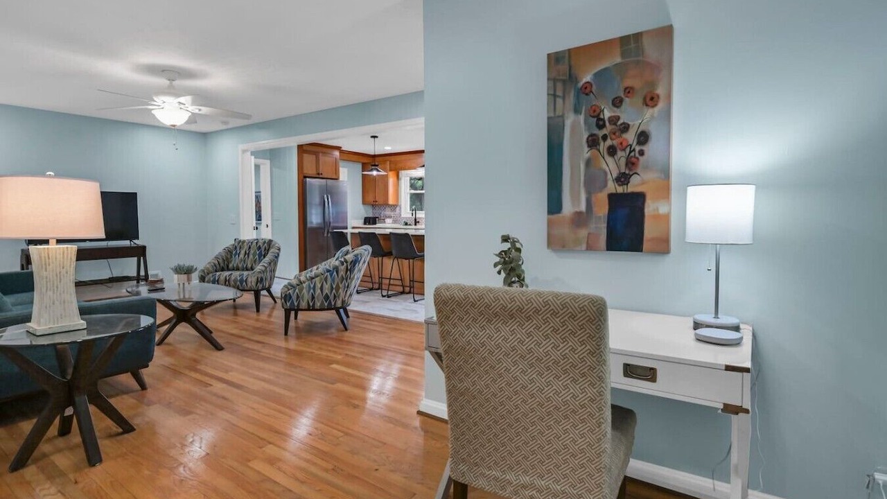 Photo of Livingroom in Cayce