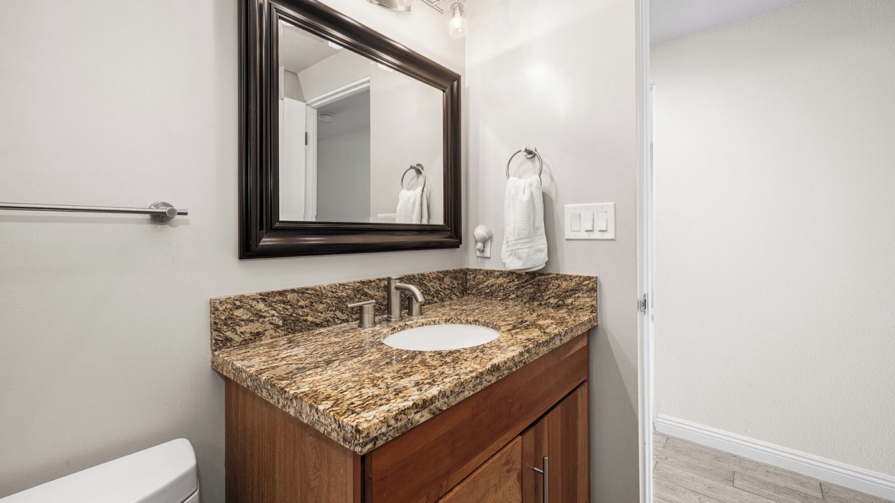Photo of Bathroom in Peninsula