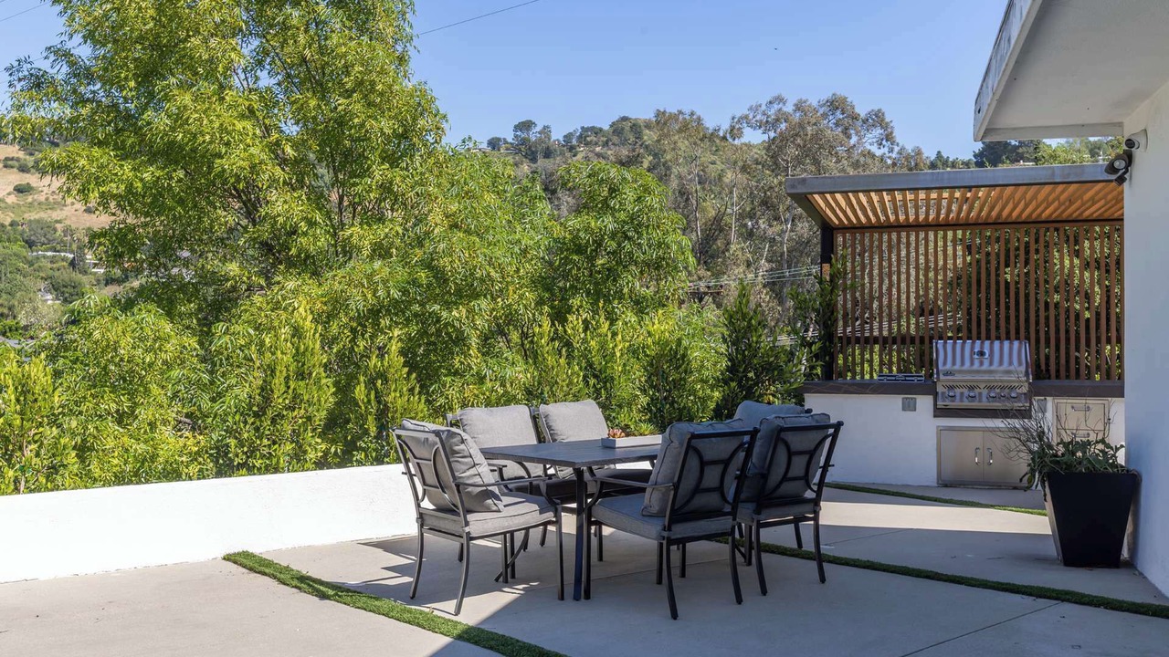 Photo of Outdoor in Studio City