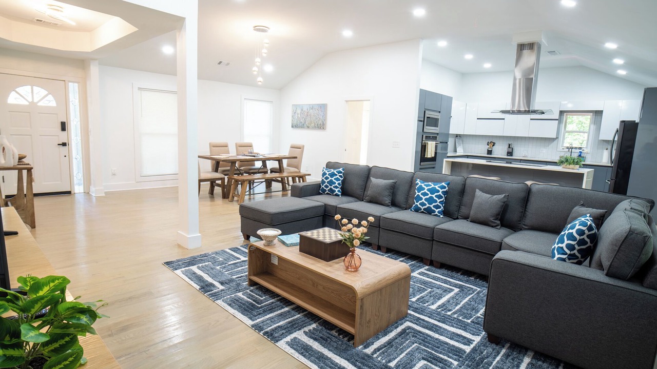 Photo of Livingroom in Brandon
