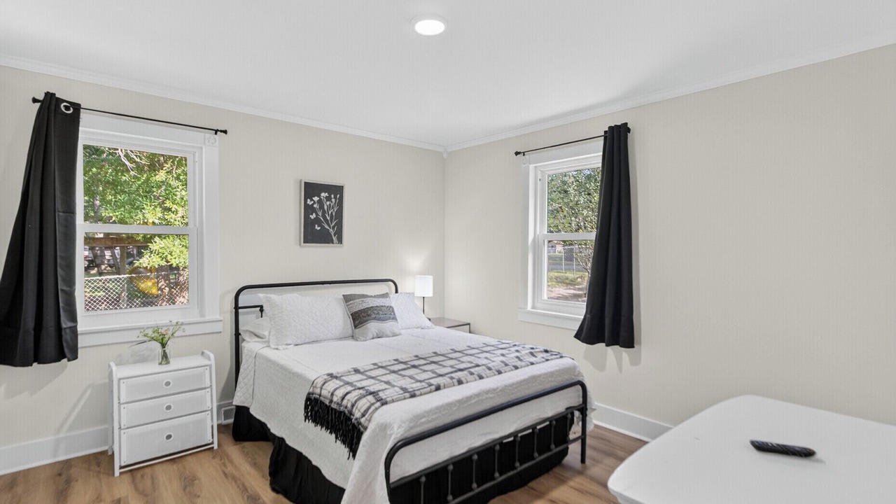 Photo of Bedroom in Summerville