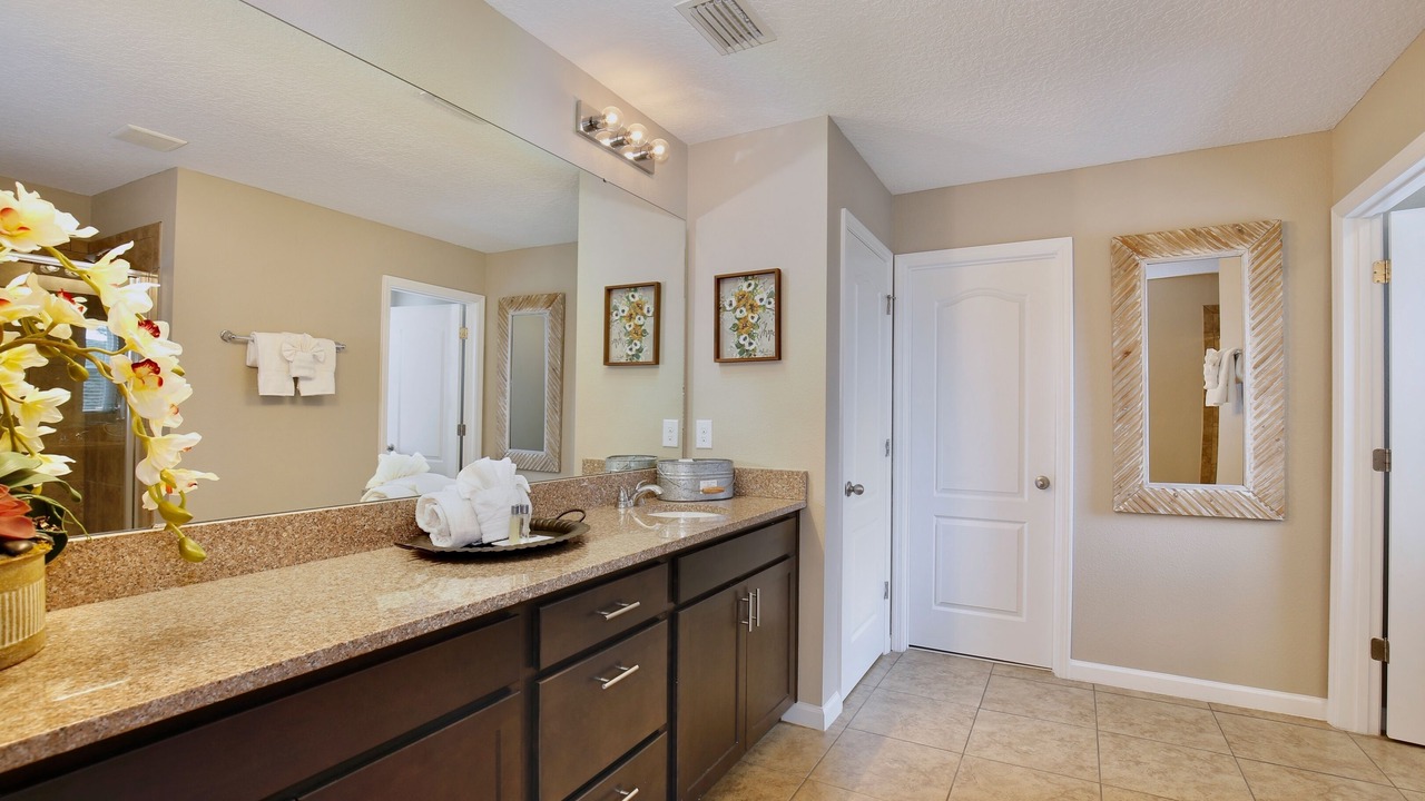 Photo of Bathroom in West Haven