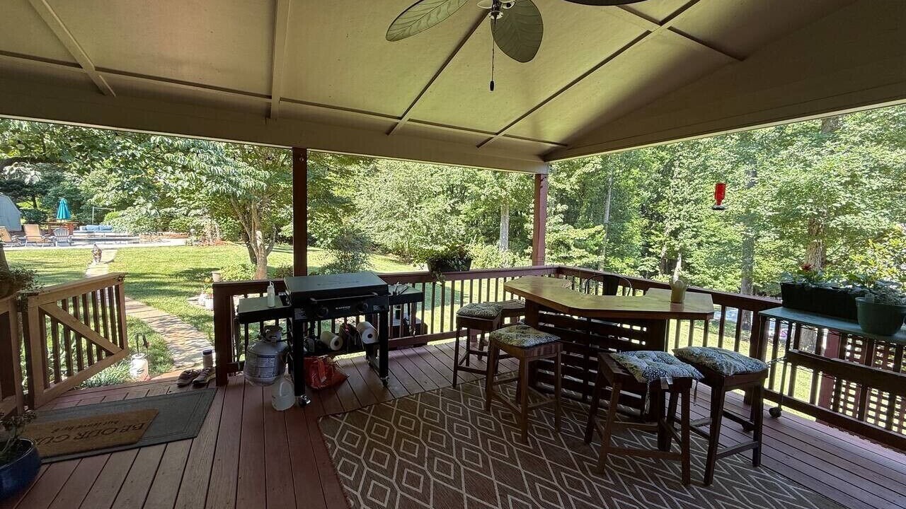 Photo of Outdoor in Weddington