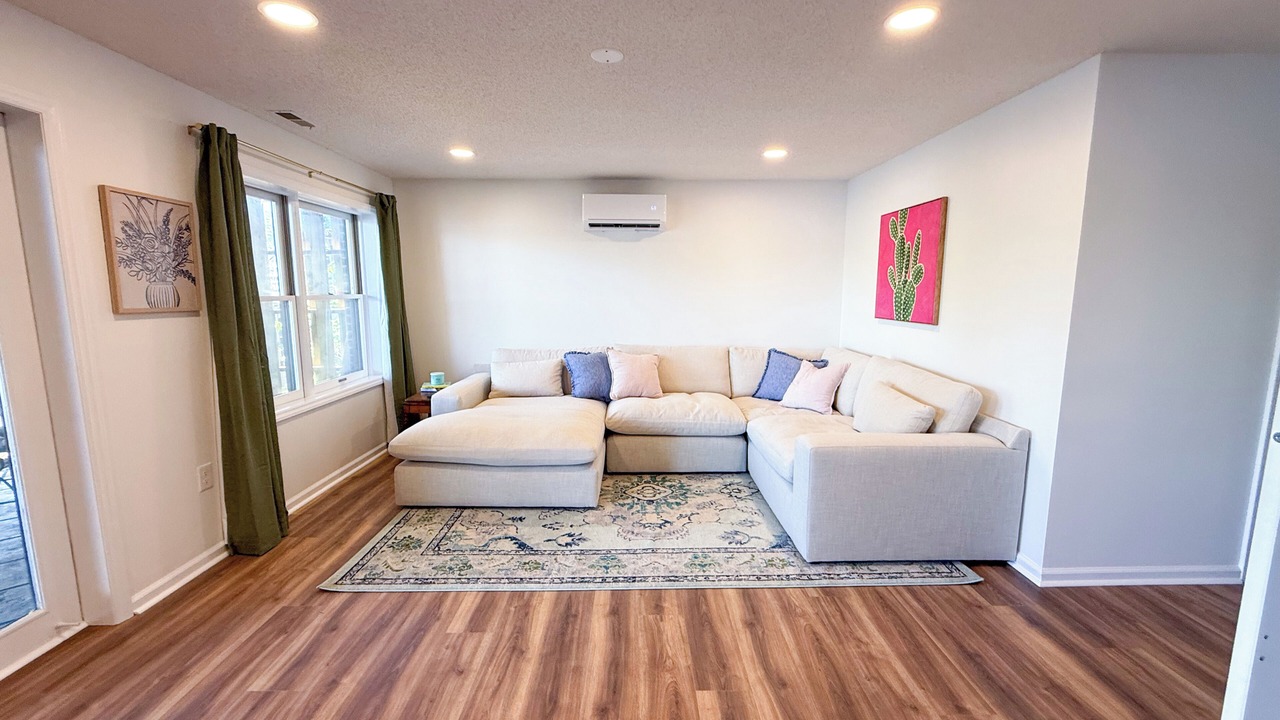 Photo of Livingroom in New London