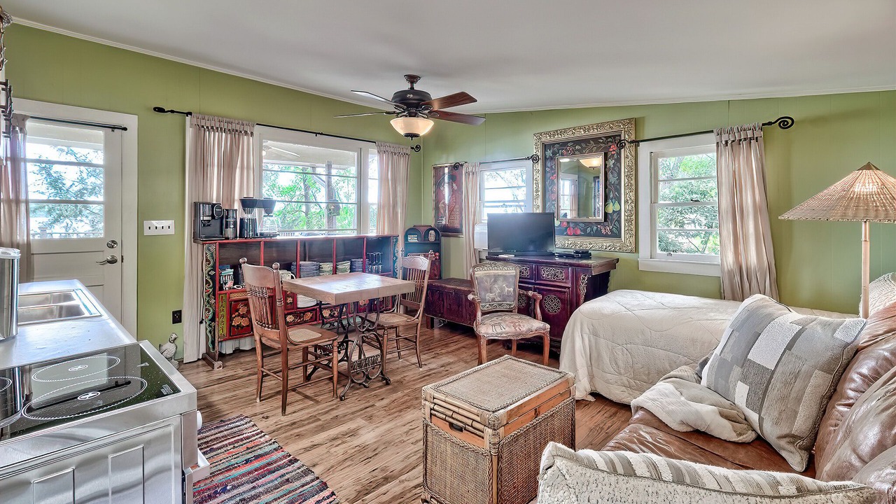 Photo of Livingroom in Ridgeway