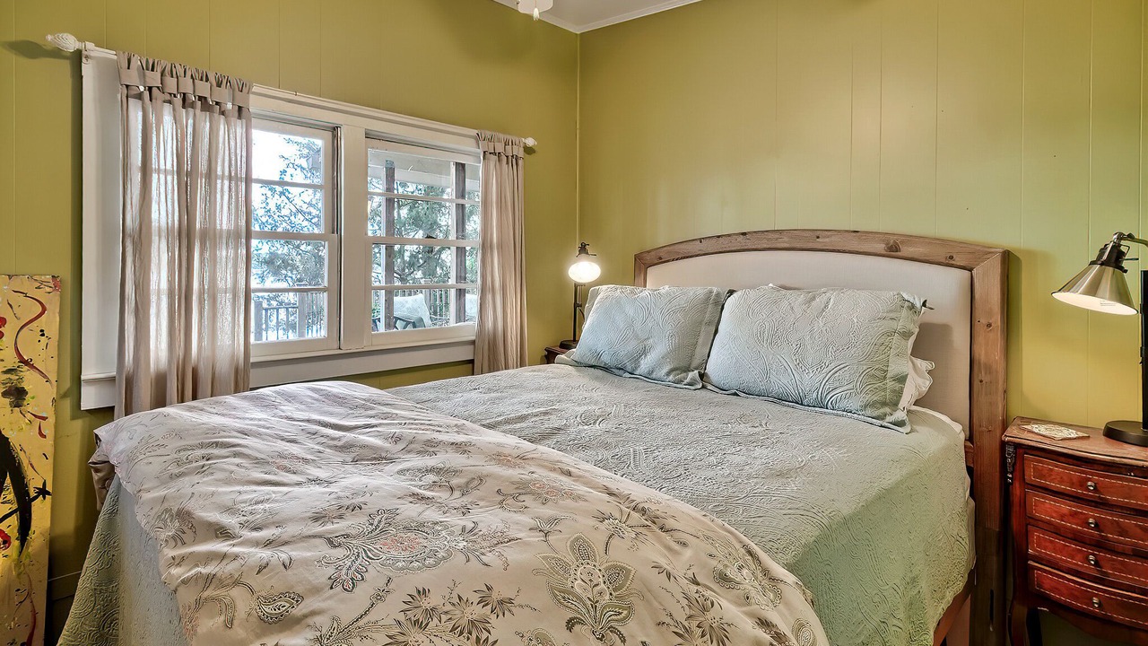 Photo of Bedroom in Ridgeway